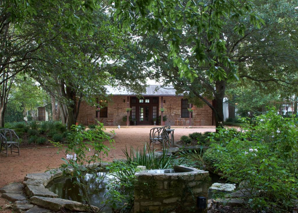 Hoffman Haus Bed & Breakfast Fredericksburg Exterior foto